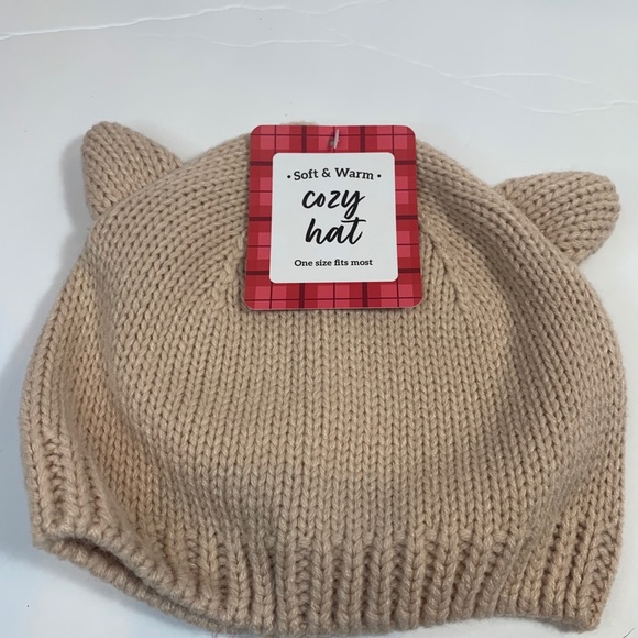 Adorable knit hat with ears. NWT - Picture 6 of 6